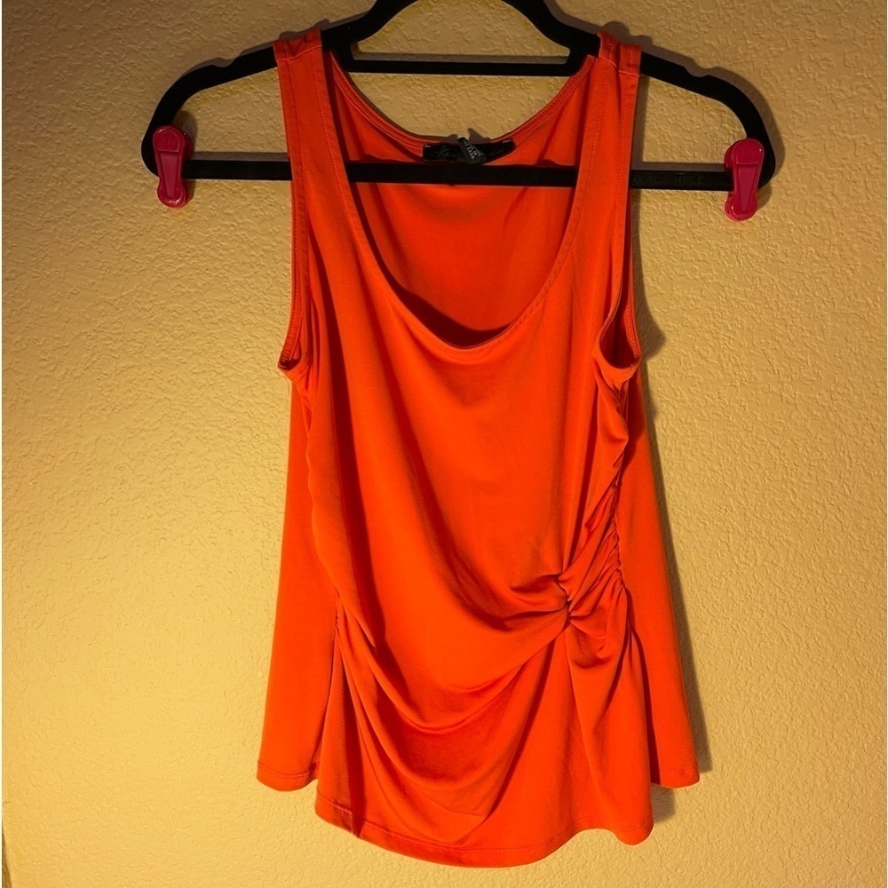 KENNETH Cole Bold Orange Faux Wrap Tank Top Medium Stretchy Flattering Travel - Picture 12 of 12